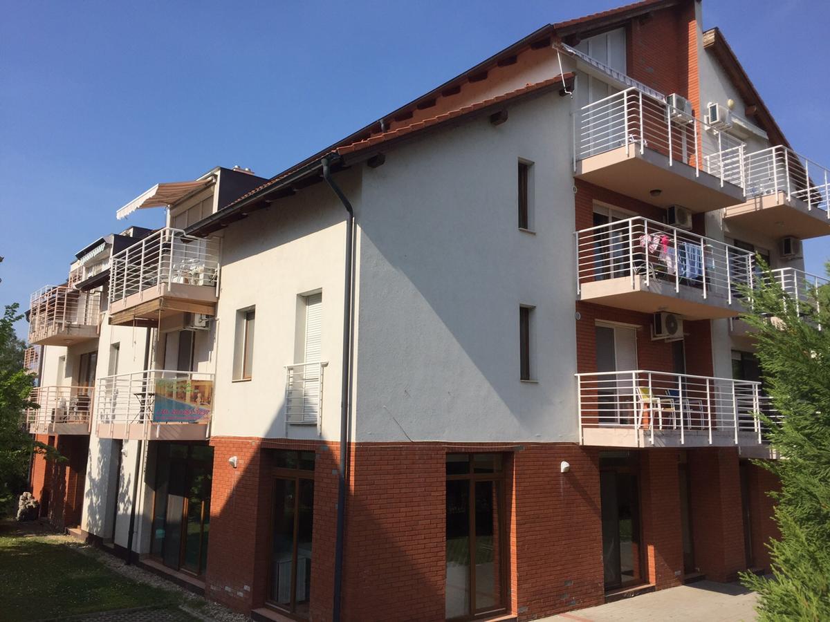Dorina Wellness Apartman 시오포크 외부 사진