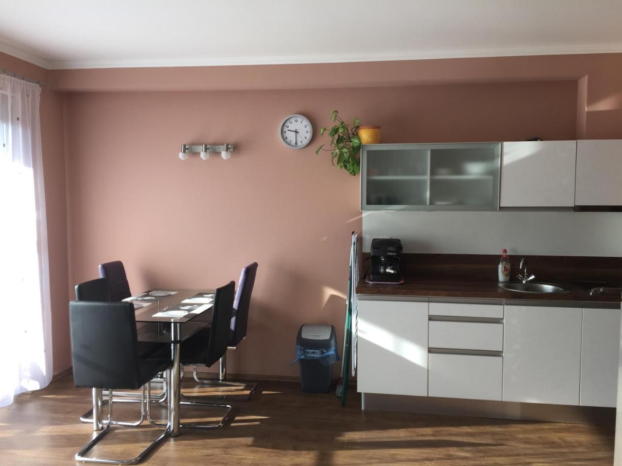 Dorina Wellness Apartman 시오포크 외부 사진